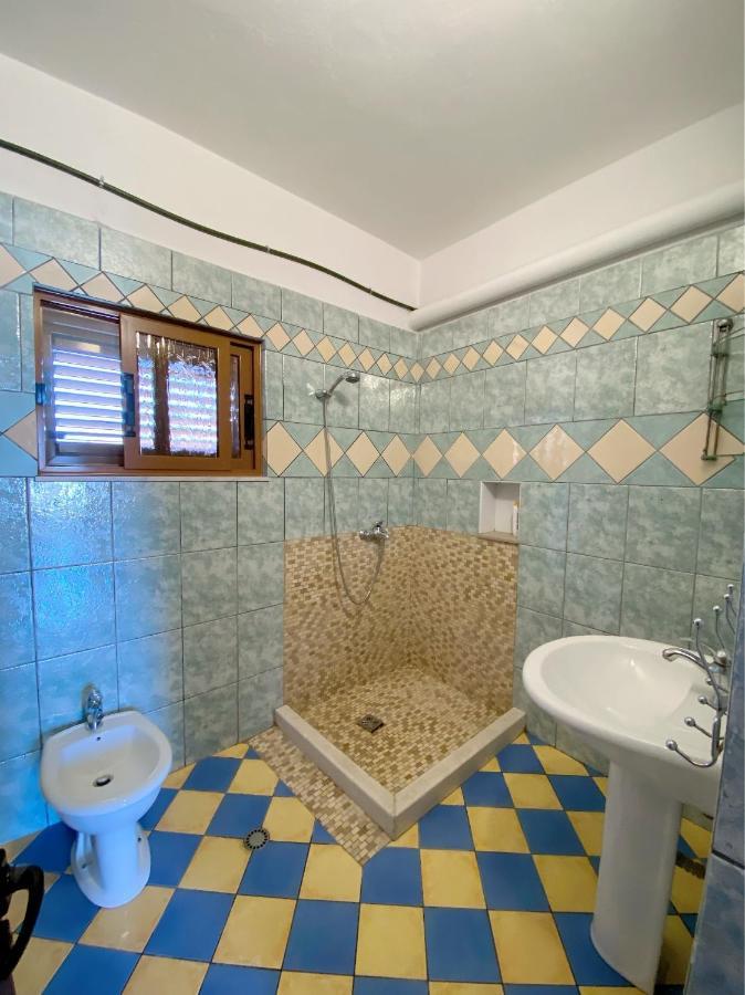 Hotel Vila Arlind Vlorë Exterior foto